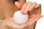 How to make skin whitening cream at home